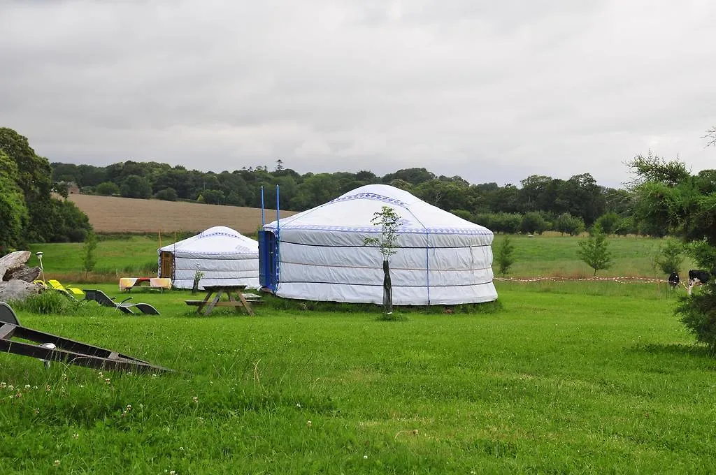 Yourte Roulotte Et Gite De La Laita Clohars-Carnoet France