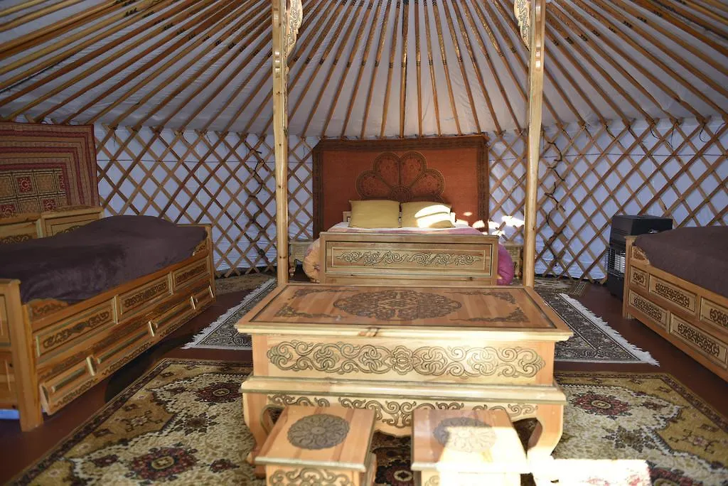 Country house Yourte Roulotte Et Gite De La Laita Clohars-Carnoet