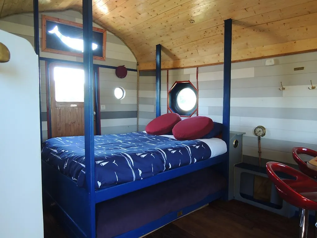 Country house Yourte Roulotte Et Gite De La Laita Clohars-Carnoet