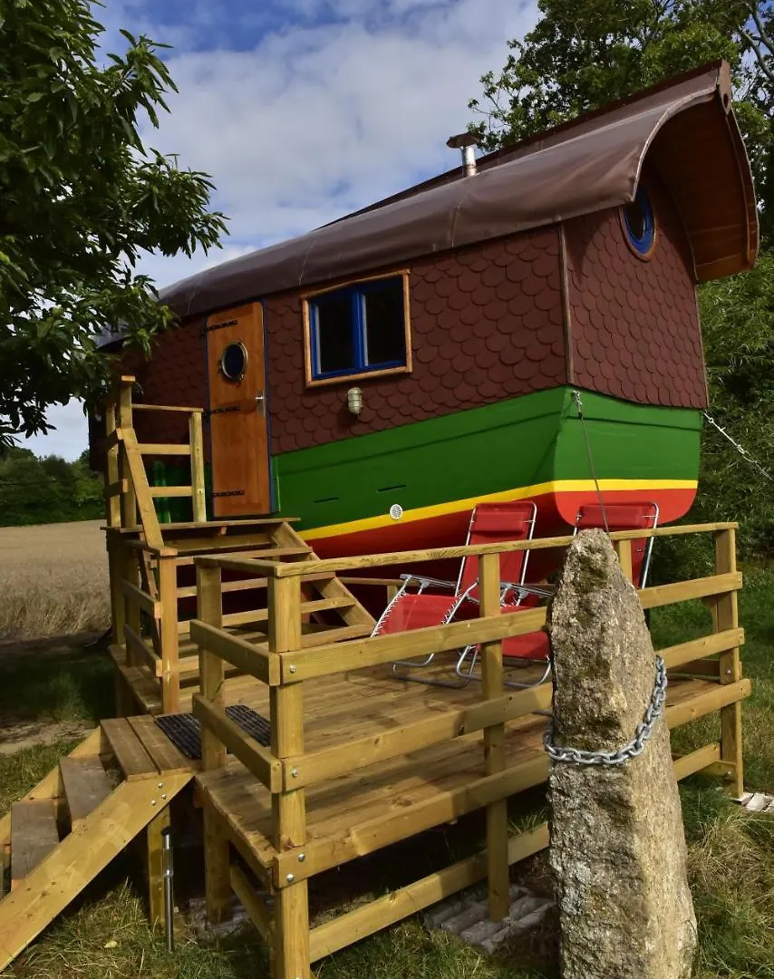 Yourte Roulotte Et Gite De La Laita Clohars-Carnoet Country house