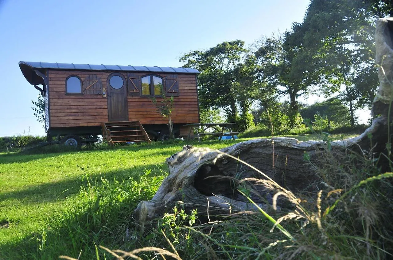 Country house Yourte Roulotte Et Gite De La Laita Clohars-Carnoet