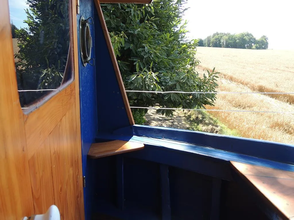Yourte Roulotte Et Gite De La Laita Clohars-Carnoet Country house