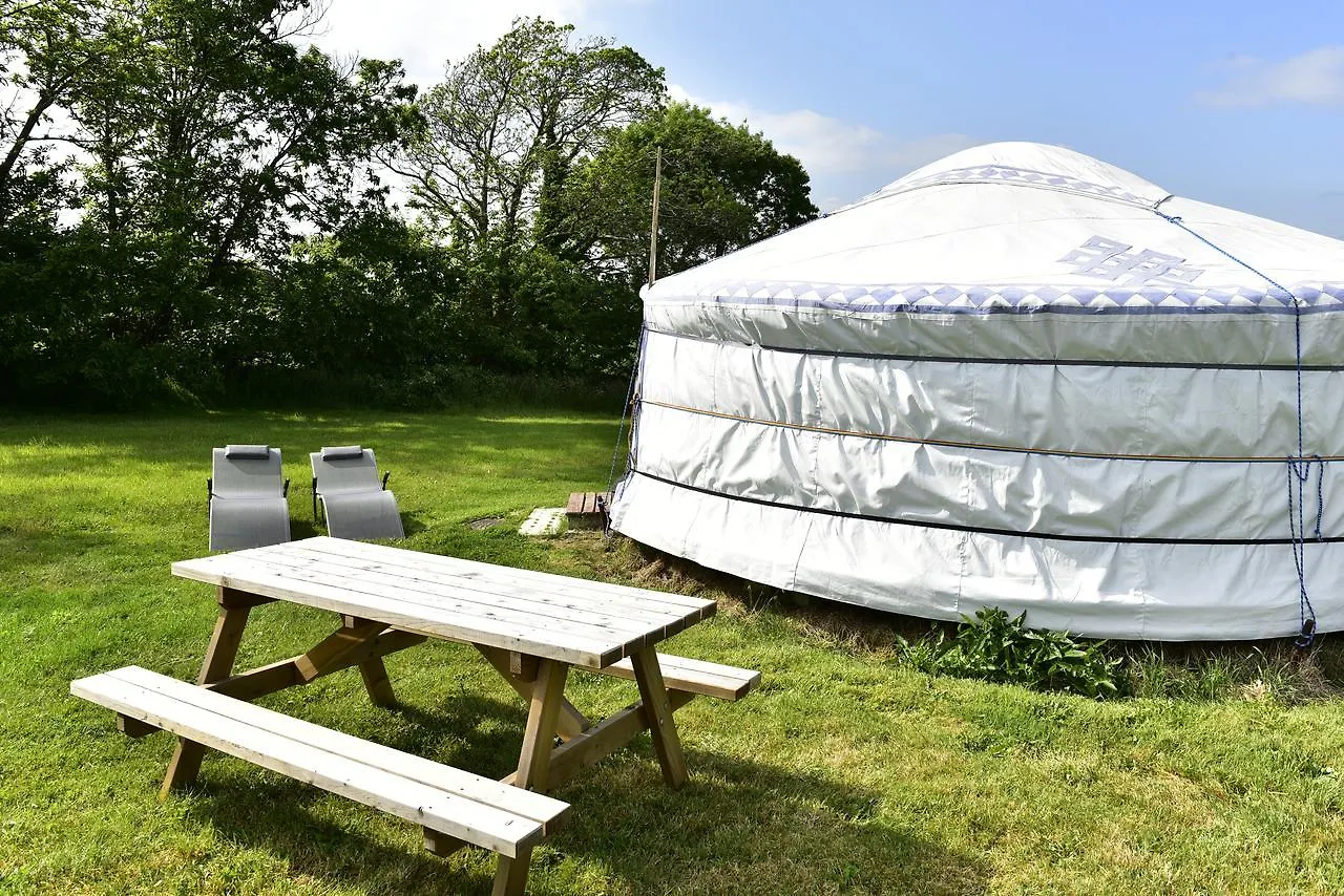 Country house Yourte Roulotte Et Gite De La Laita Clohars-Carnoet